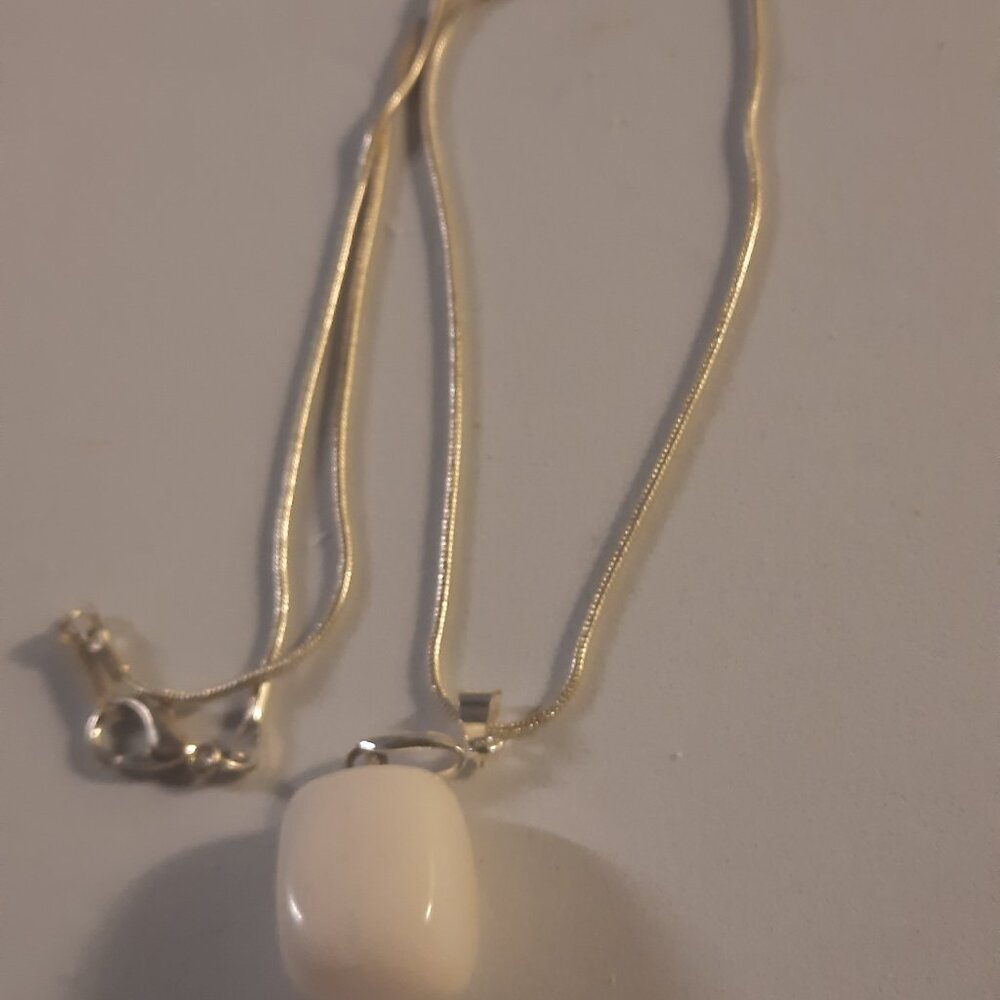 Brand New 925 Silver Chain with Stone